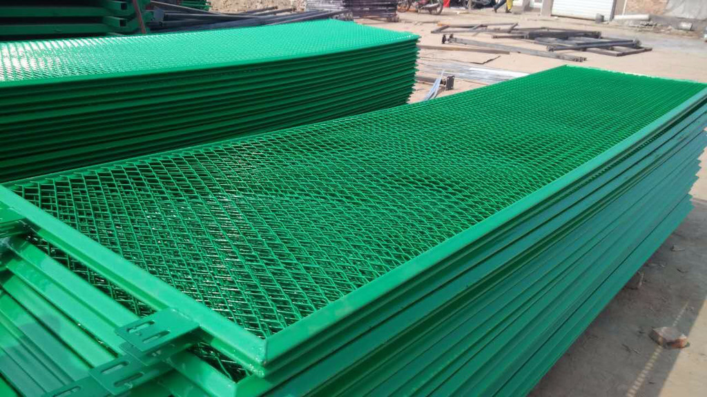 濟南高速公路中間防護網